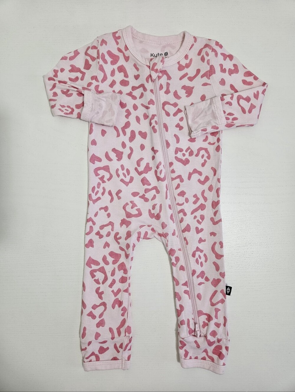 Kyte Baby Sakura Leopard Zip Romper
